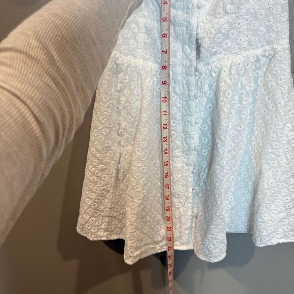 Lulu’s White Eyelet Dress Medium - Picture 7 of 8